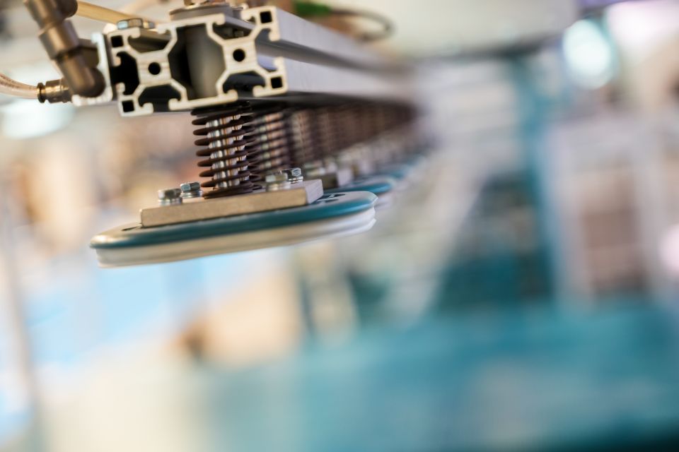 soluzioni per l'automazione della produzione ceramica